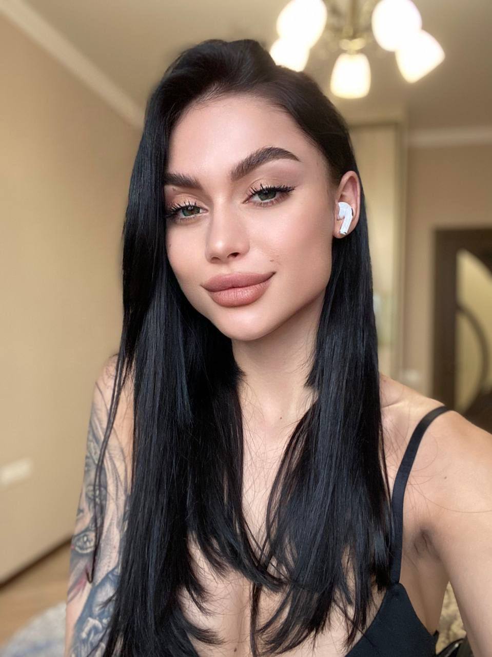 Amelia, 19 - VIP Escort in Europe