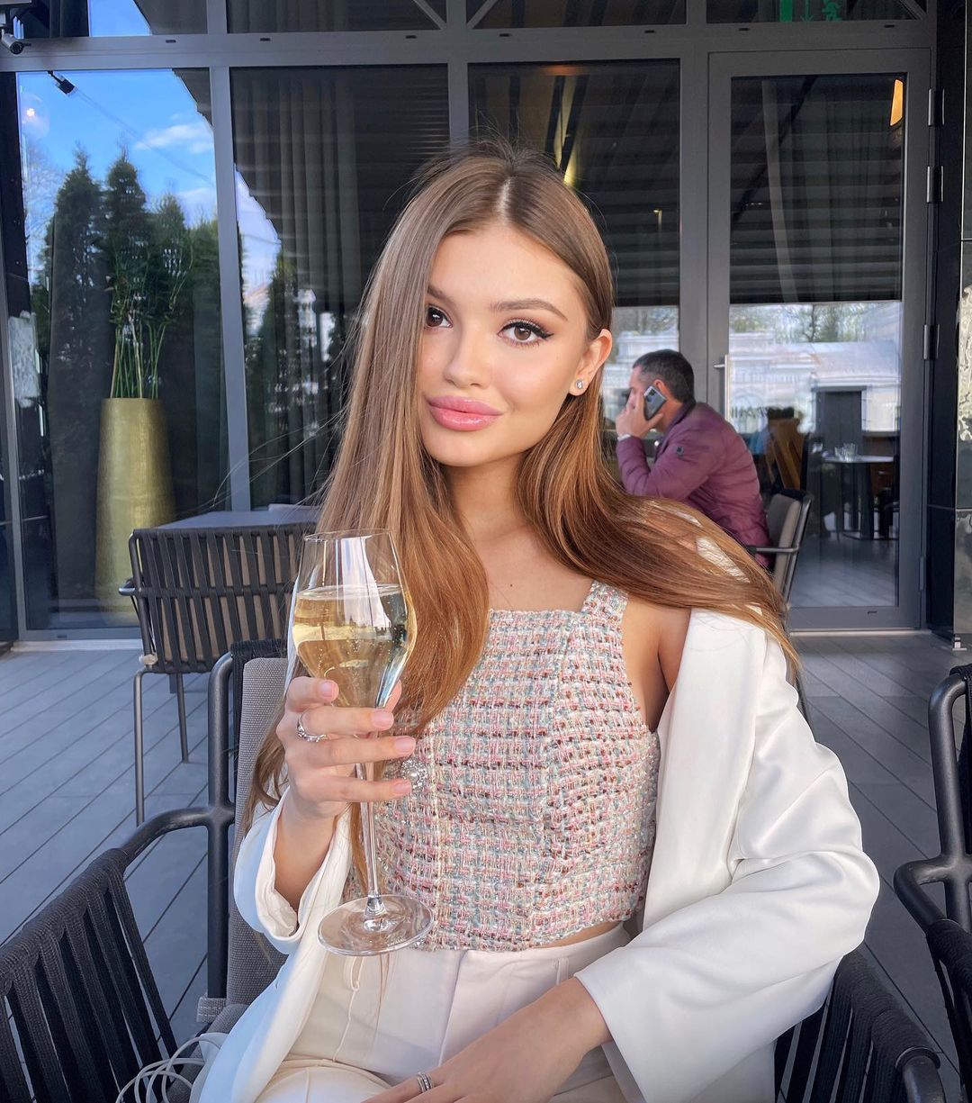 Andrea, 18 - VIP Escort in Europe