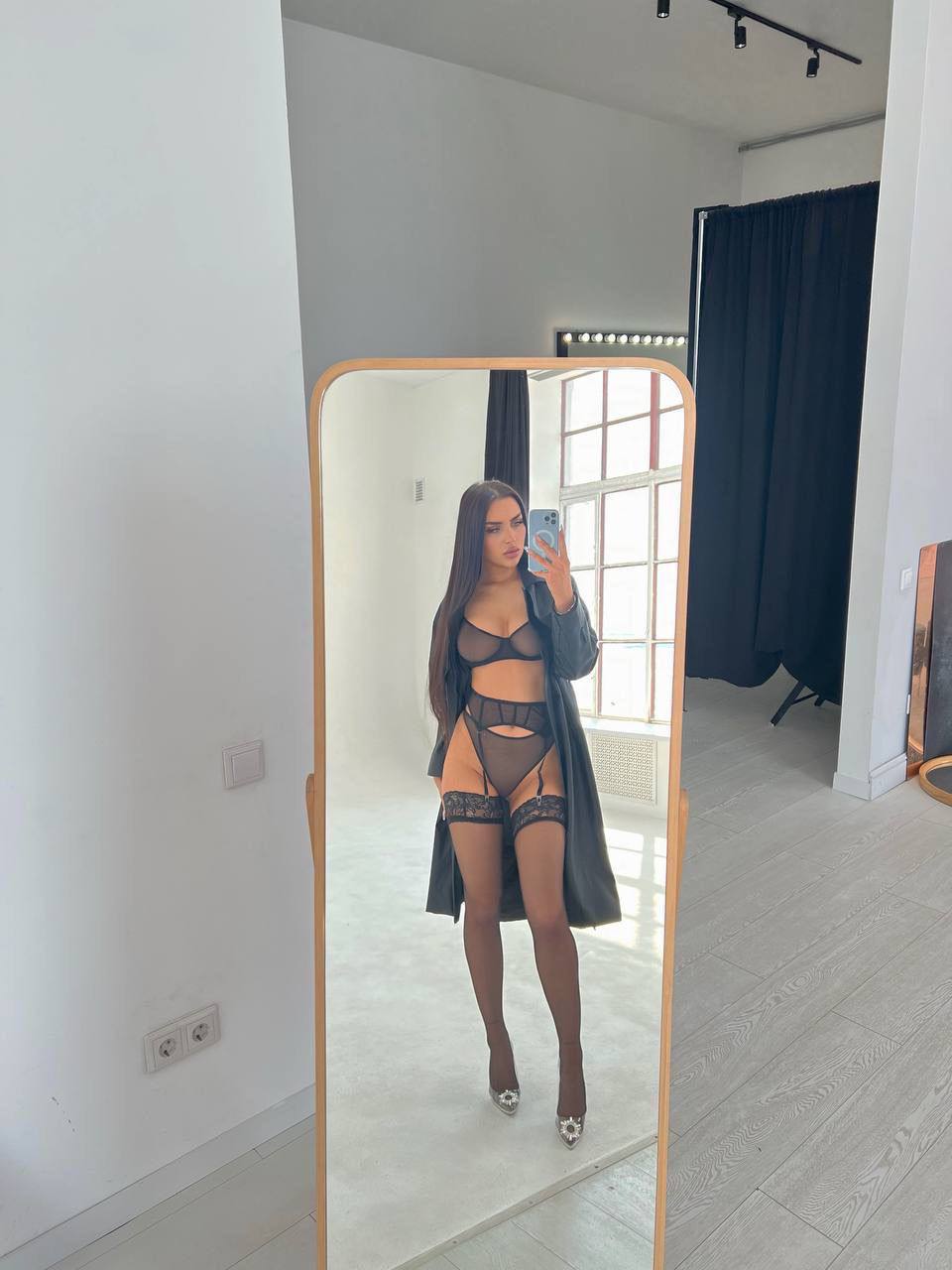 Anne, 22 - VIP Escort in Europe