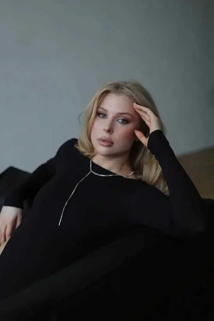 Ashley, 24 - VIP Escort in Europe