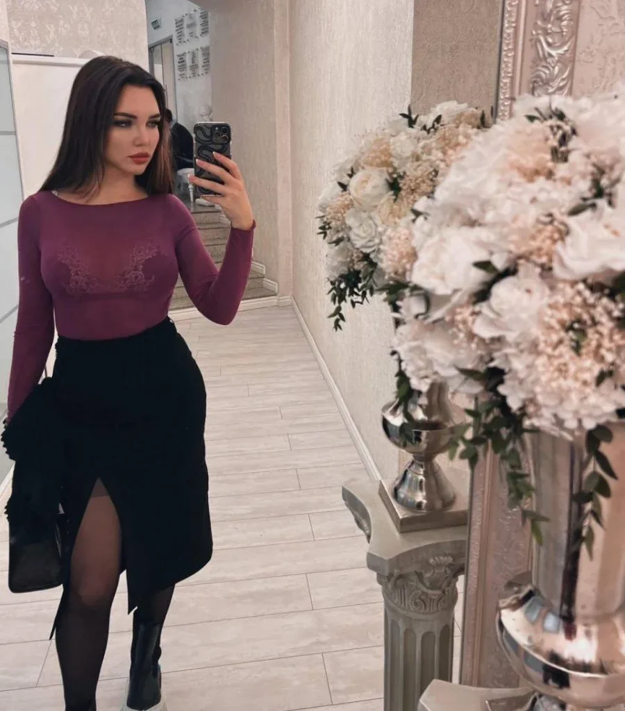 Bonnie, 21 - VIP Escort in Europe