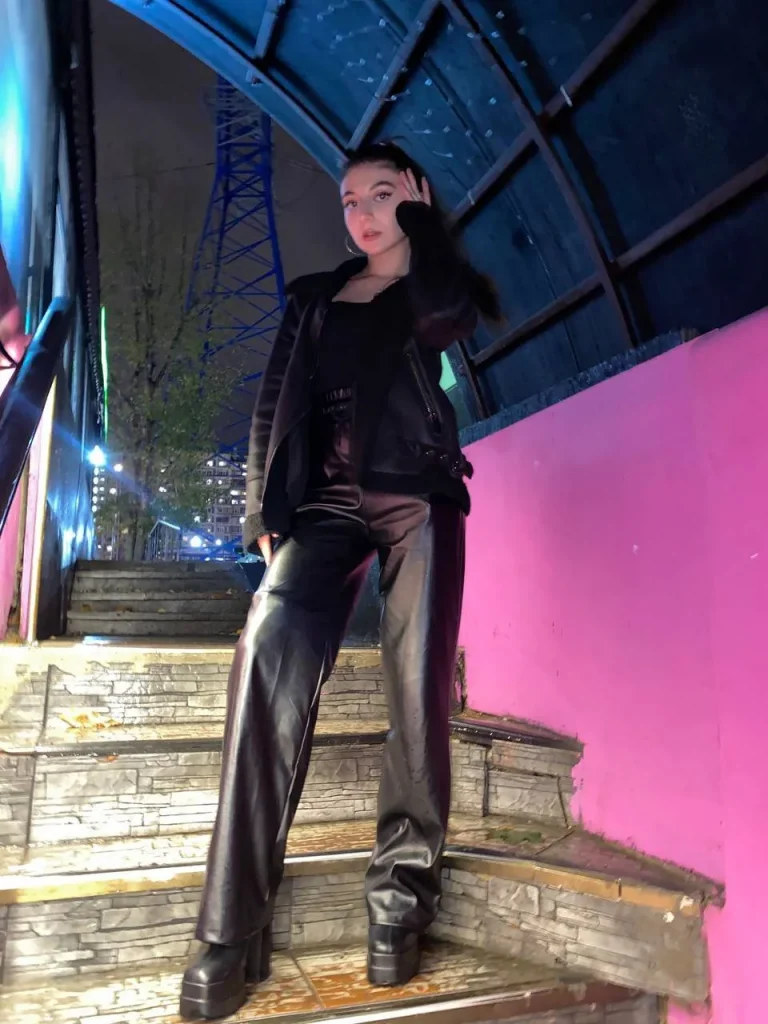 Elizabeth, 19 - VIP Escort in Europe