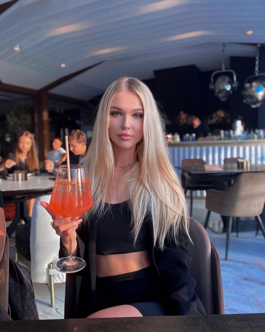 Ellen, 19 - VIP Escort in Europe