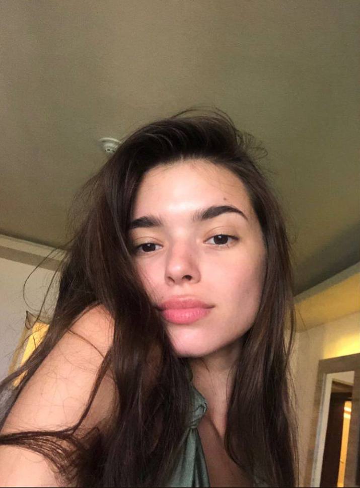 Elsie, 18 - VIP Escort in Europe