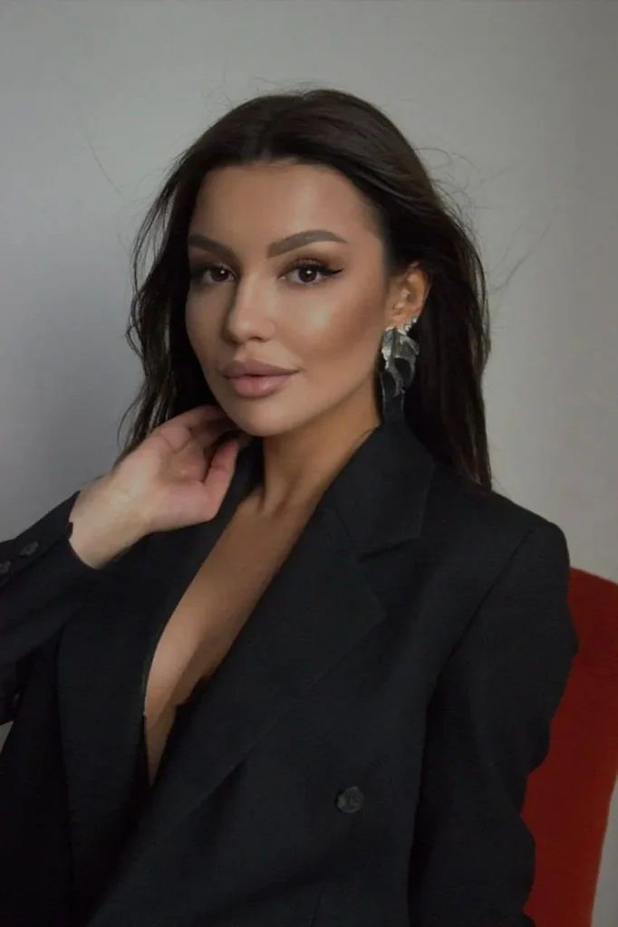Heather, 24 - VIP Escort in Europe