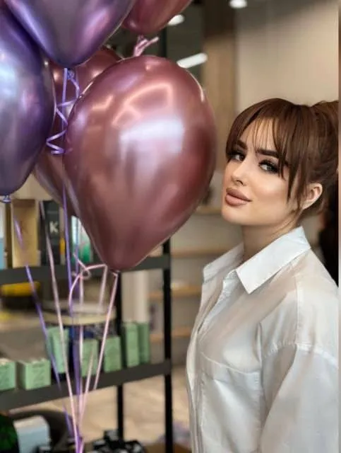 Laura, 22 - VIP Escort in Europe