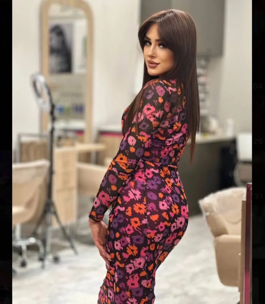 Laura, 22 - VIP Escort in Europe