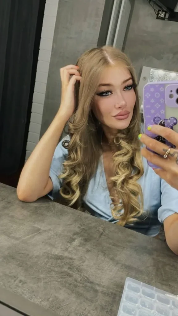 Lena, 22 - VIP Escort in Europe
