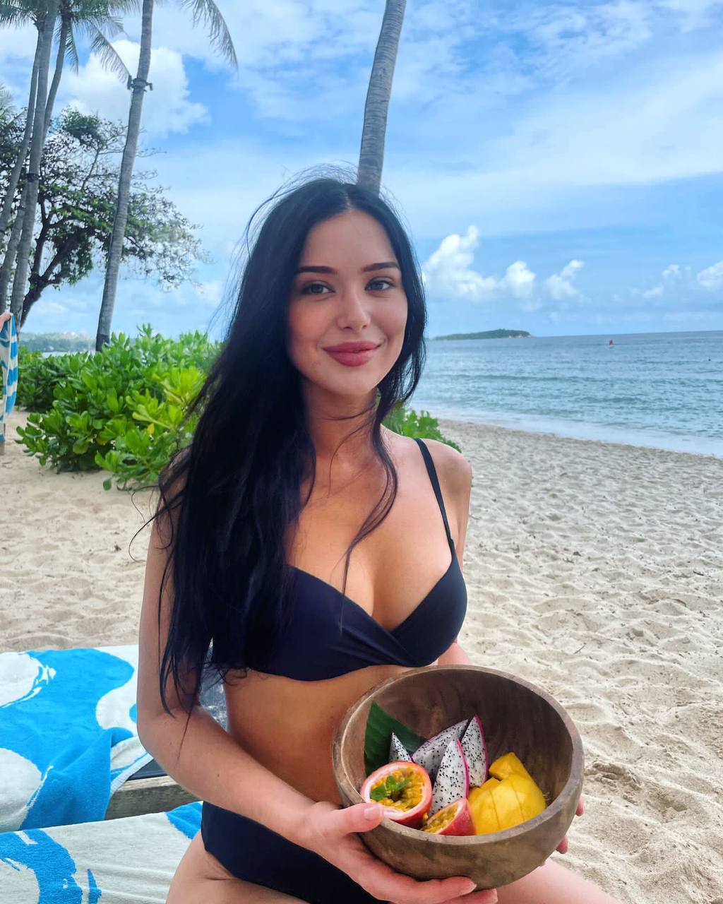 Lola, 22 - VIP Escort in Europe