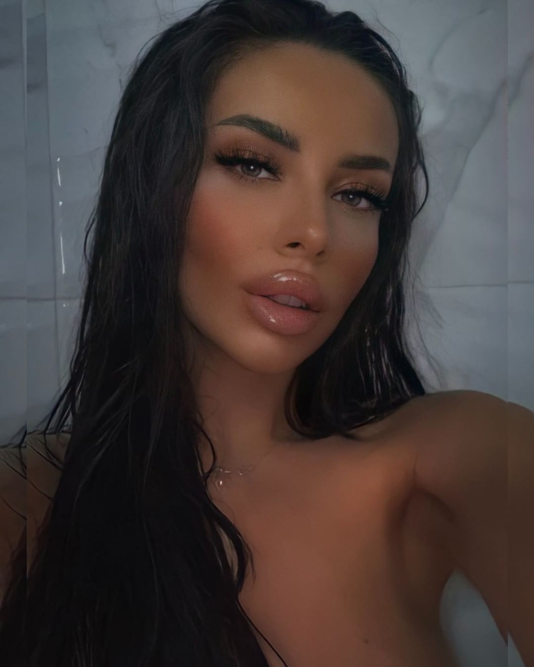 Louise, 21 - VIP Escort in Europe