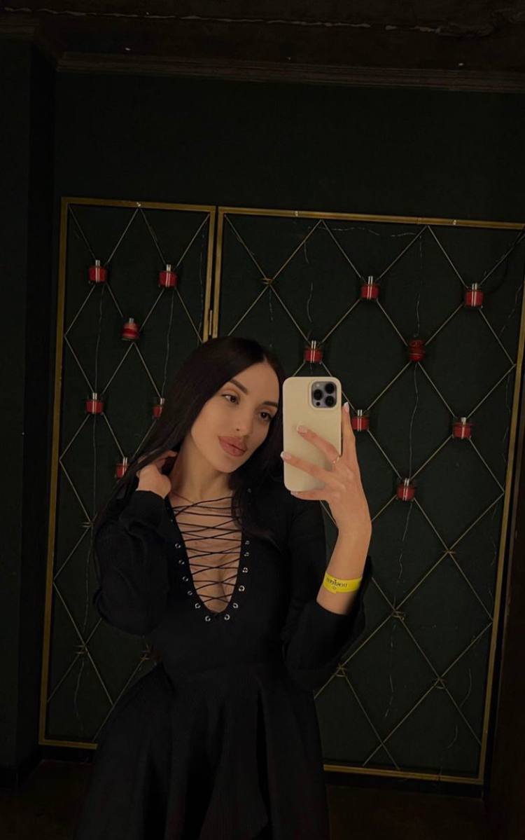 Lucy, 20 - VIP Escort in Europe