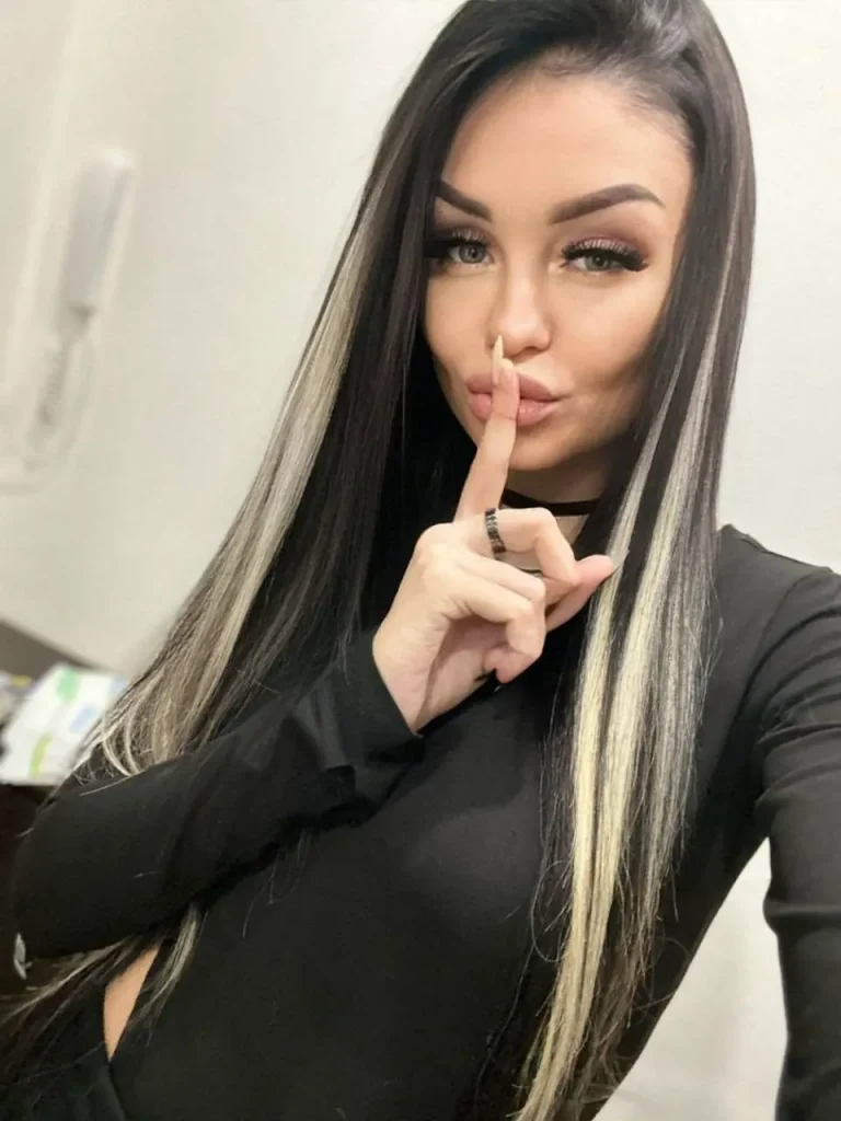 Megan, 26 - VIP Escort in Europe