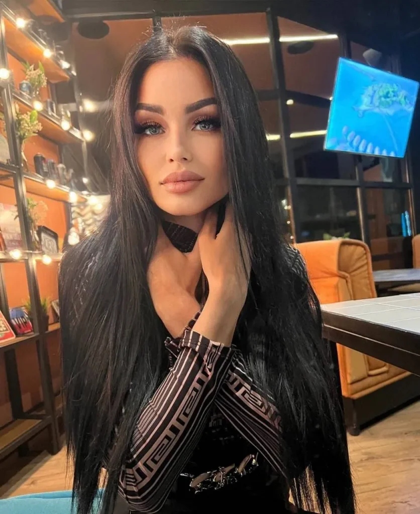 Megan, 26 - VIP Escort in Europe