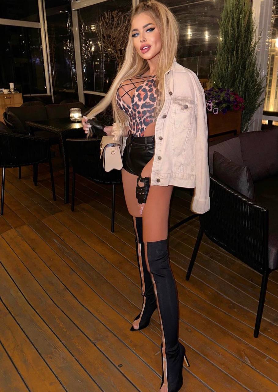 Melissa, 20 - VIP Escort in Europe