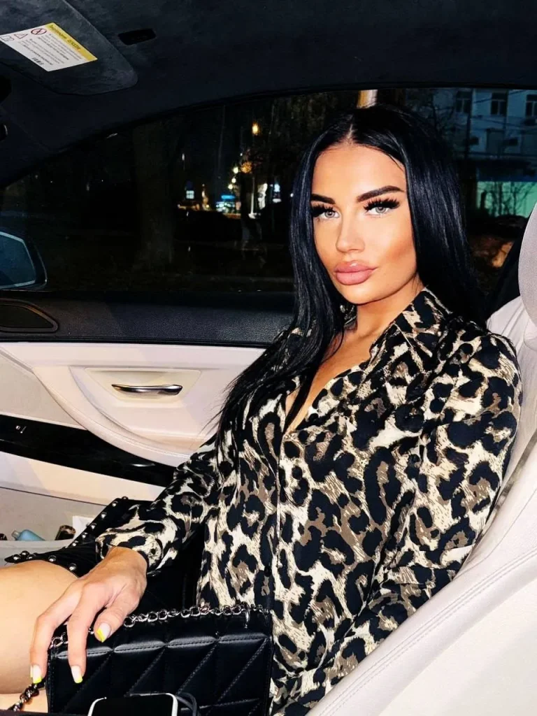 Molly, 26 - VIP Escort in Europe