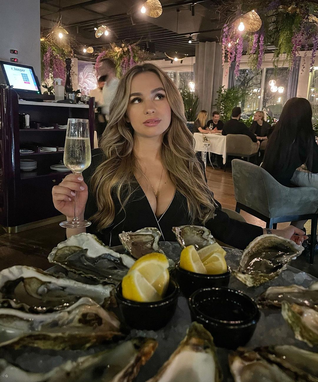 Natalie, 19 - VIP Escort in Europe