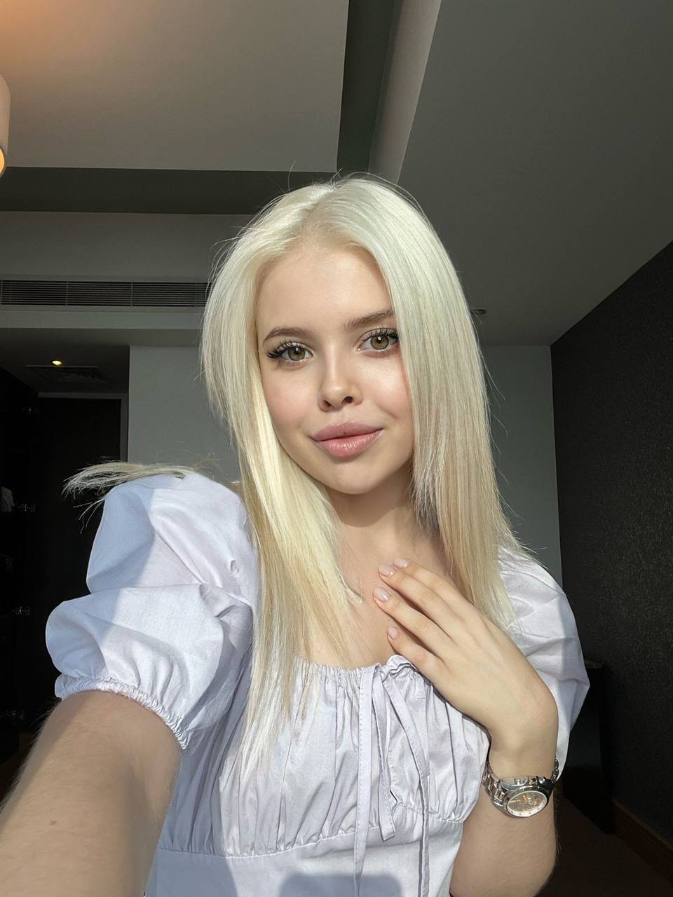 Nicole, 20 - VIP Escort in Europe