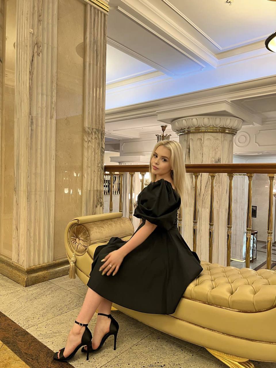 Nicole, 20 - VIP Escort in Europe