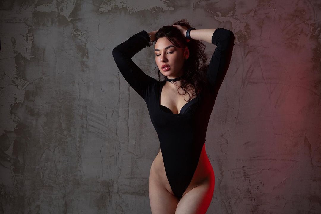 Poppy, 22 - VIP Escort in Europe