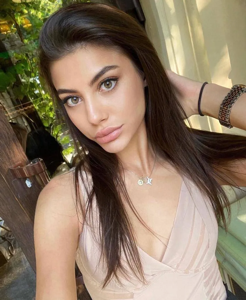 Rose, 26 - VIP Escort in Europe