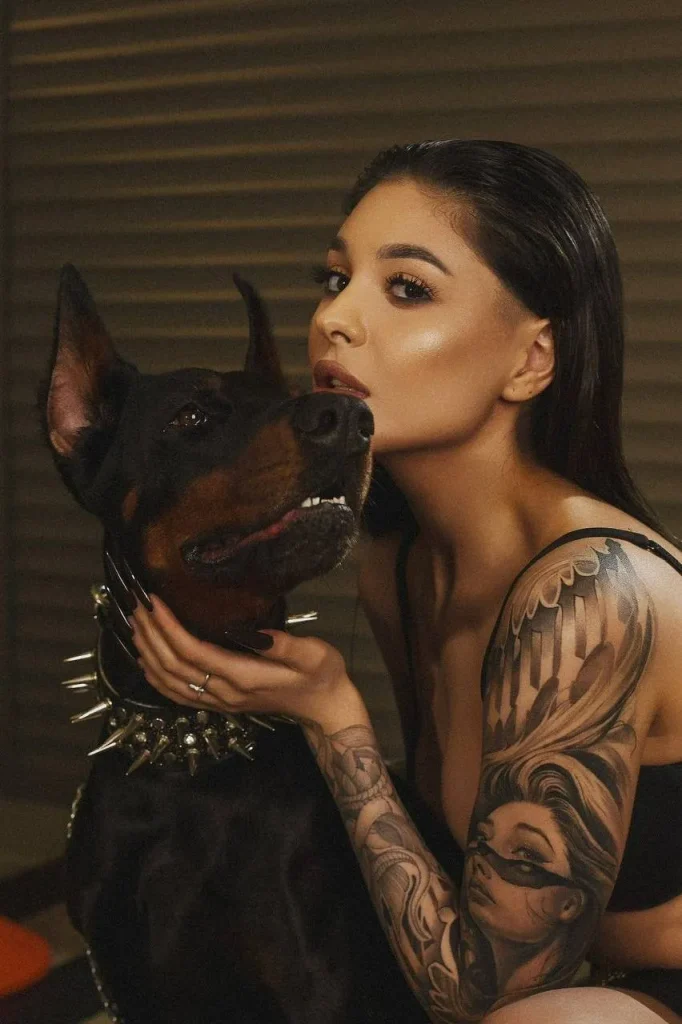 Rosie, 20 - VIP Escort in Europe