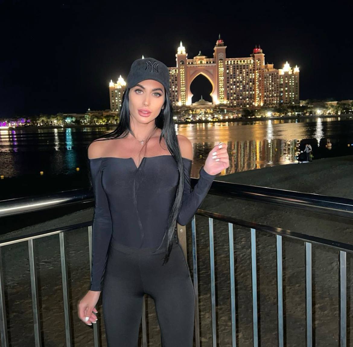 Selena, 21 - VIP Escort in Europe