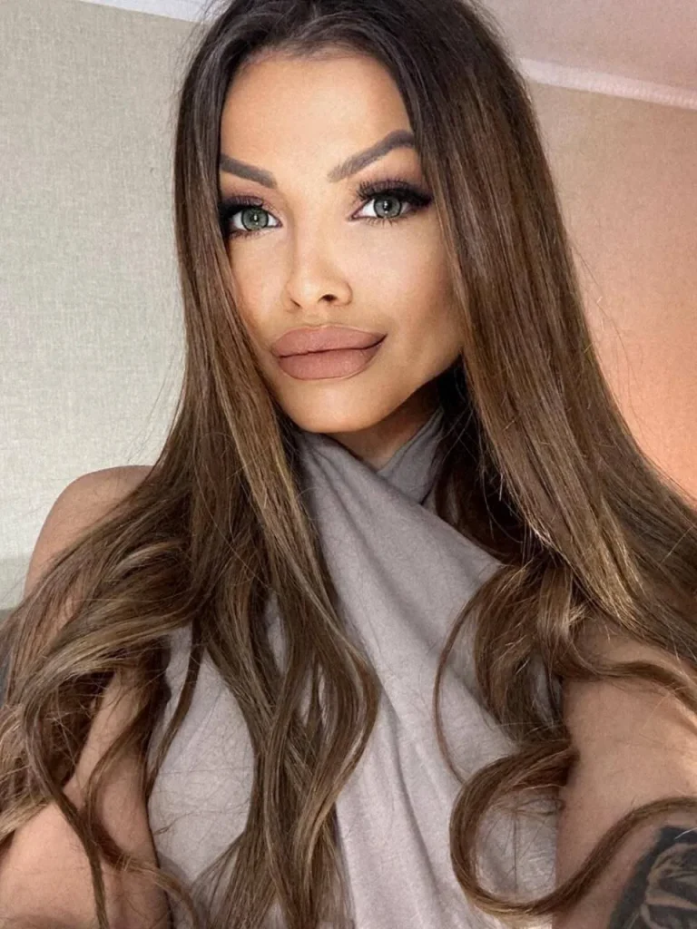 Shannon, 24 - VIP Escort in Europe