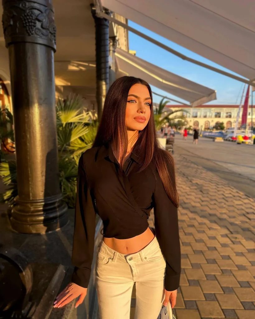 Valeria, 22 - VIP Escort in Europe