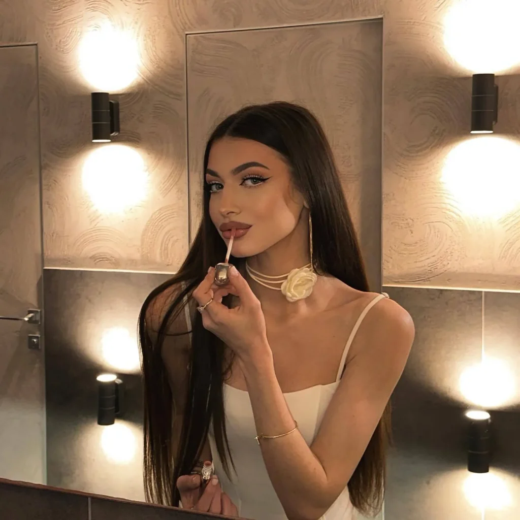 Valeria, 22 - VIP Escort in Europe
