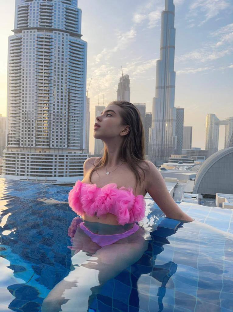 Violet, 24 - VIP Escort in Europe